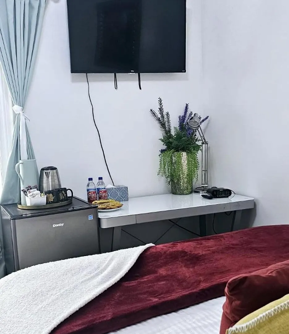 Lilen'S Home Toronto Homestay